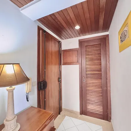 Apartment 11 With Pool By Homing